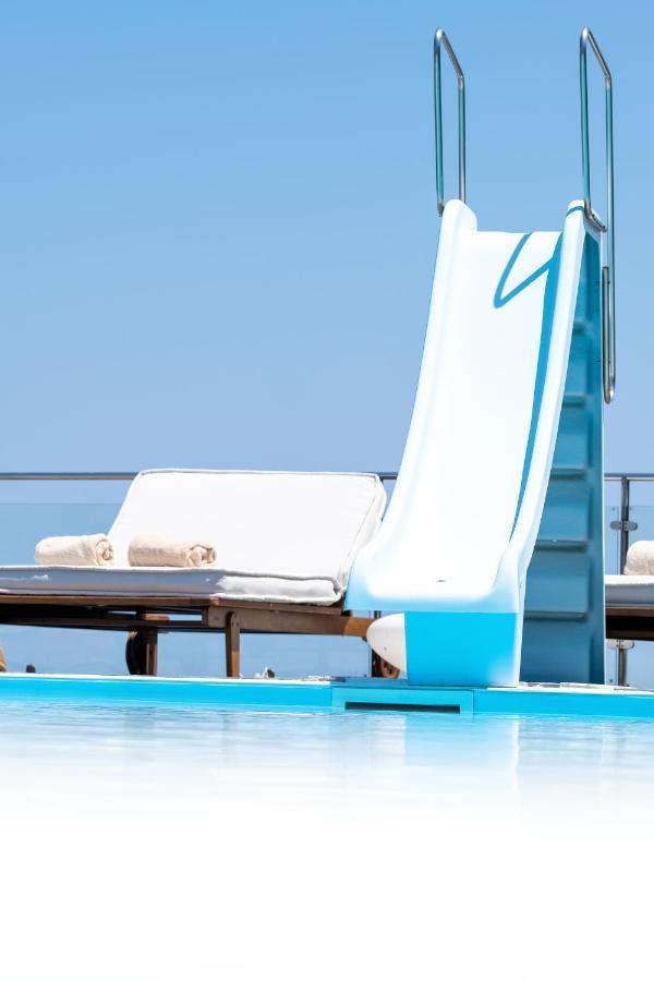 Icarus Luxury Beachfront Villa Gialiskari  エクステリア 写真