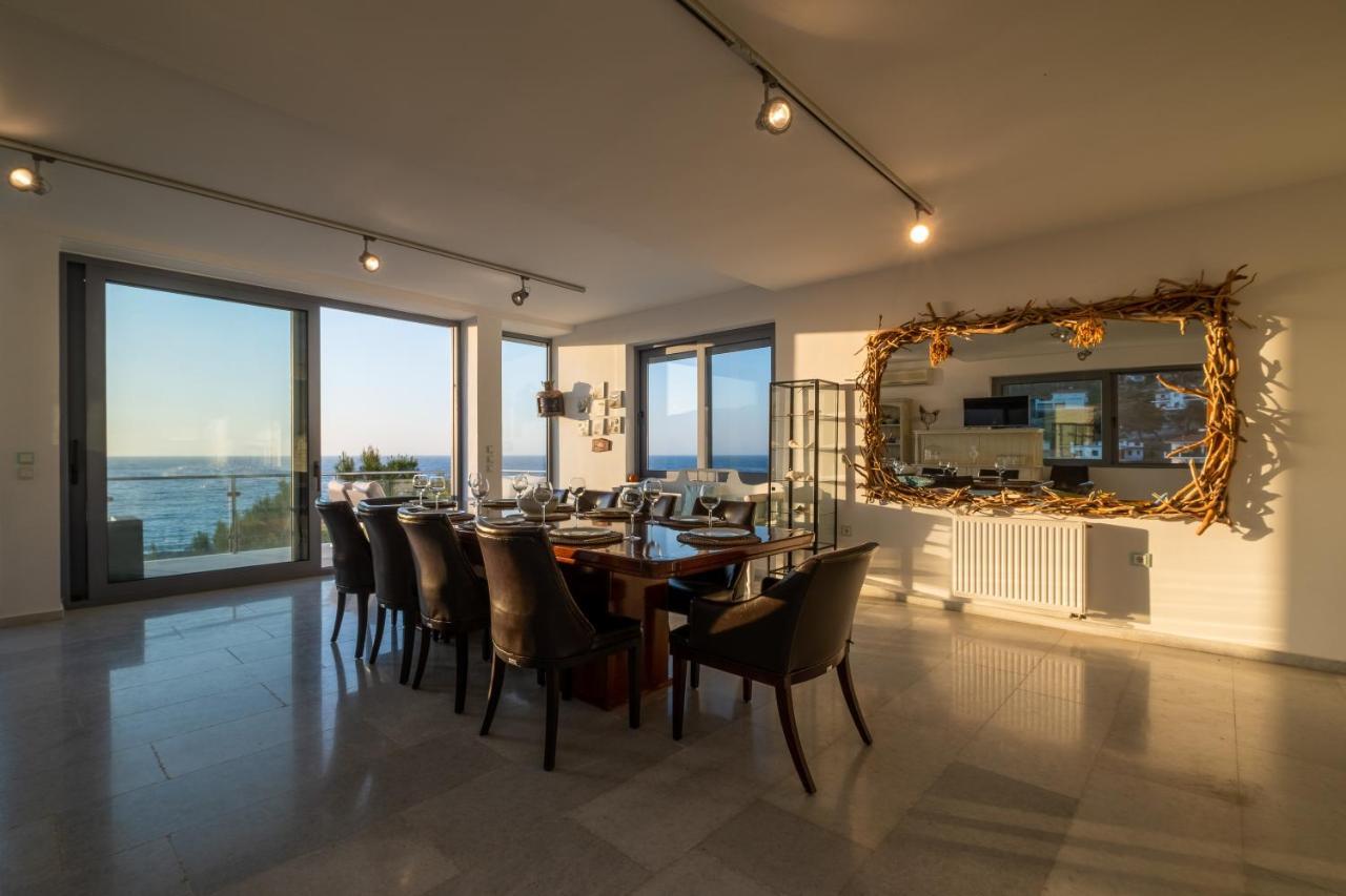 Icarus Luxury Beachfront Villa Gialiskari  エクステリア 写真