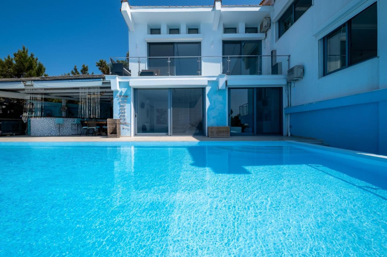 Icarus Luxury Beachfront Villa Gialiskari  エクステリア 写真